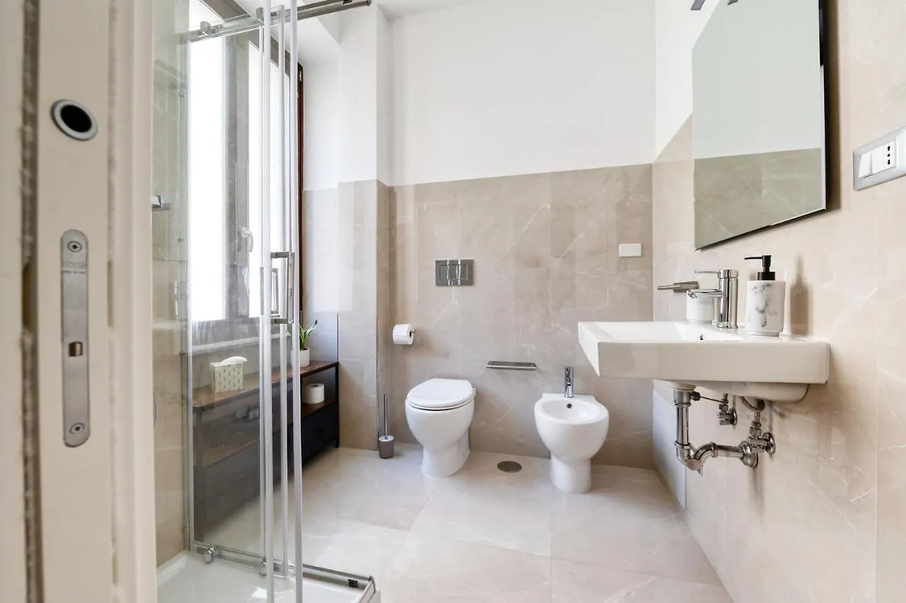 3 Rooms 3 Bathrooms - Lovely Apartment Close The Vatican Rome