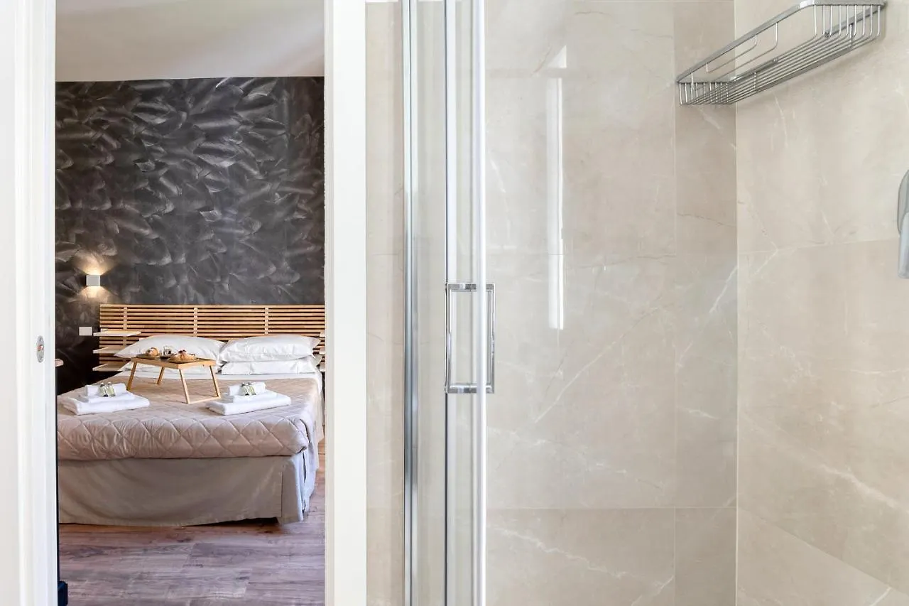3 Rooms 3 Bathrooms - Lovely Apartment Close The Vatican Rome