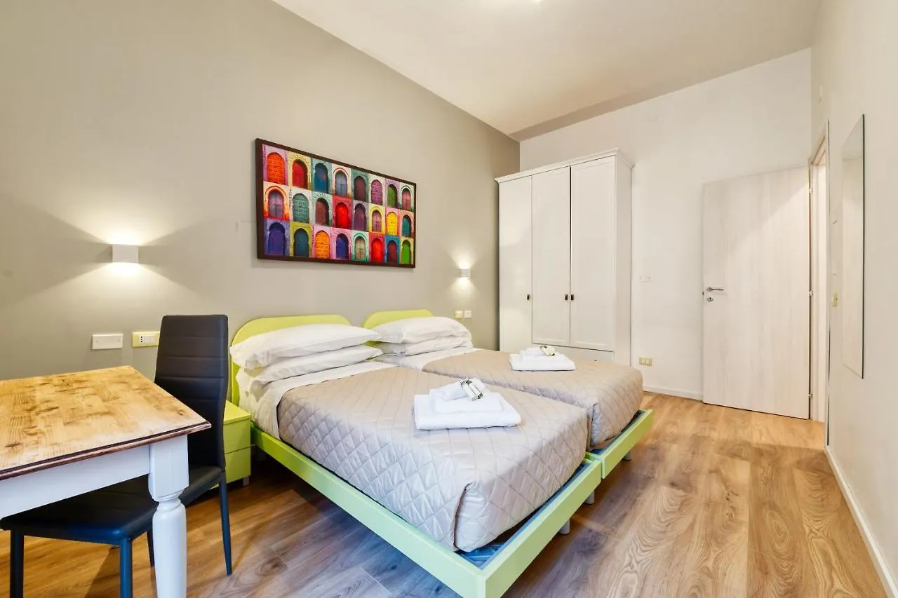 3 Rooms 3 Bathrooms - Lovely Apartment Close The Vatican Rome